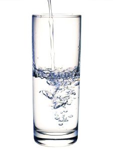 Frisches Wasser aus dem Filter